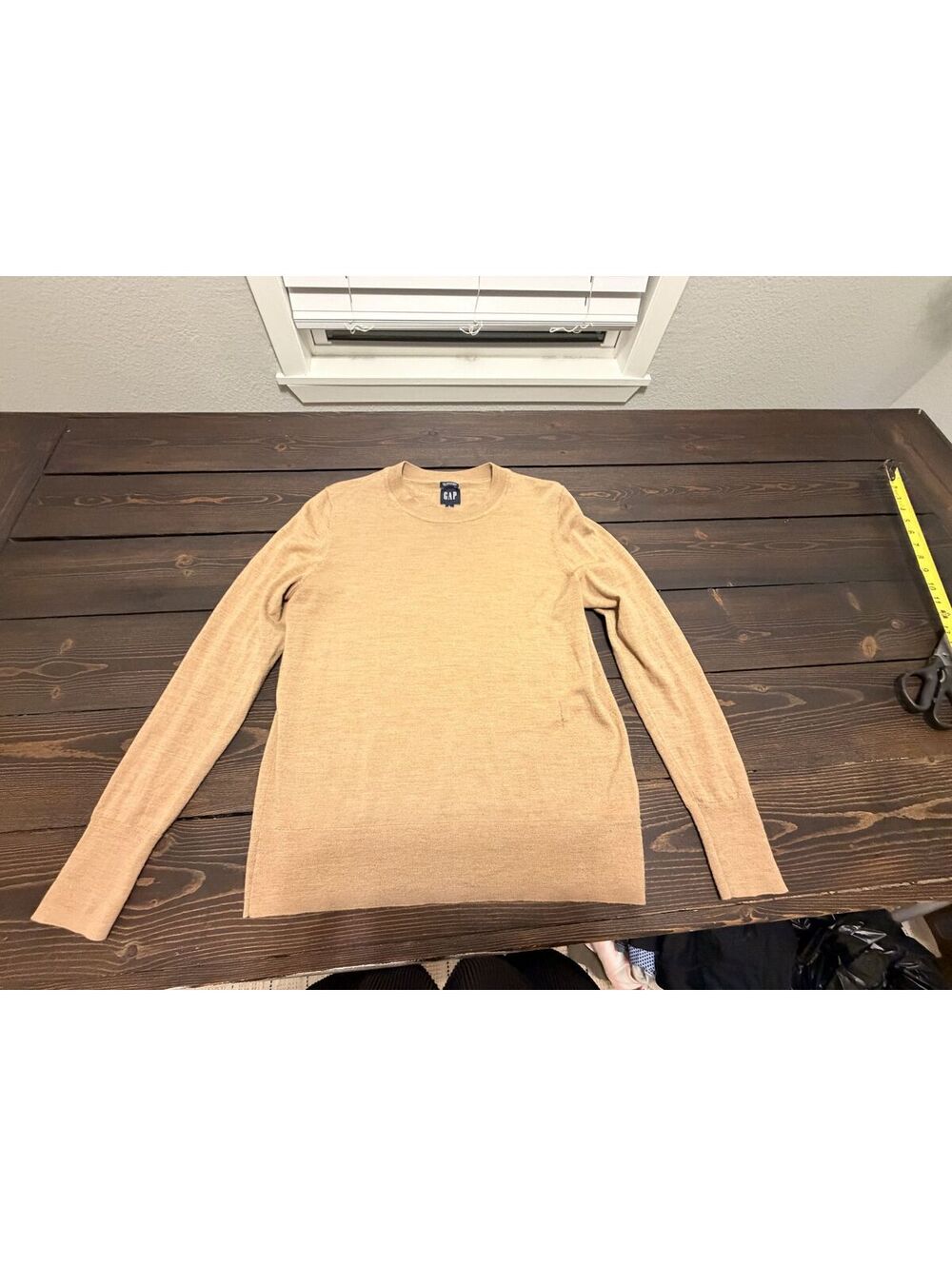 Gap Men's Tan Crewneck Sweater Classic Fit Soft Knit Size Large